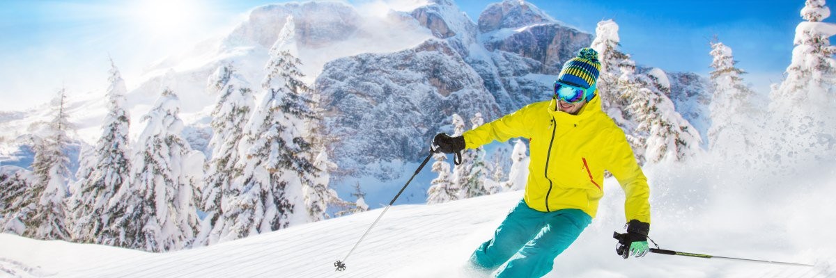 Пройтись на лыжах.